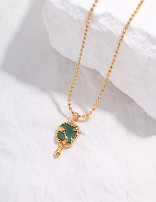 "Émeraude Mystique" : Pendentif en Malachite Verte et Or Vermeil